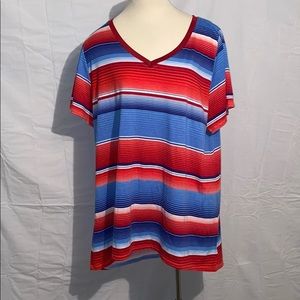 Size 2xl women’s T